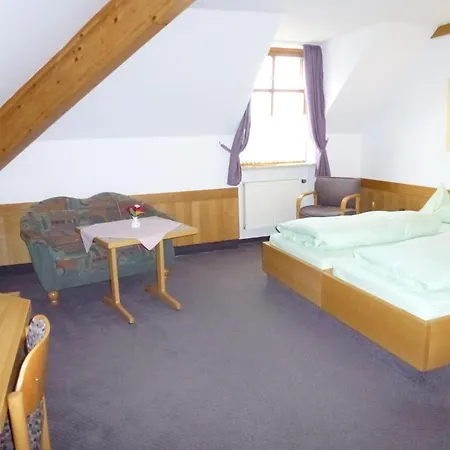 Pensionat Landgasthof Zum Elsabauern Königstein in der Oberpfalz